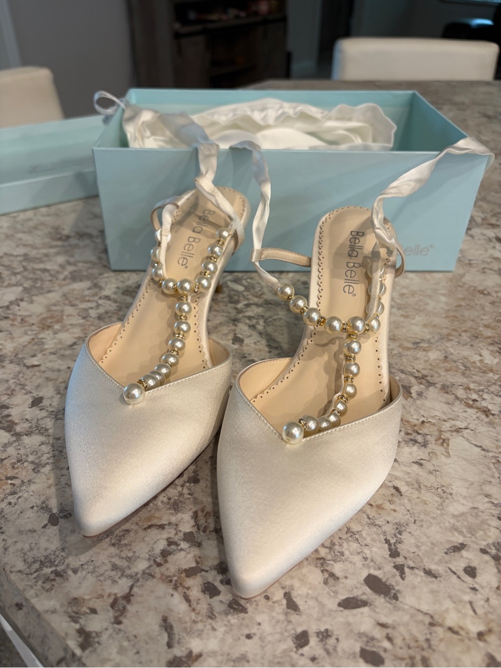 Bella Belle Women's Heels - white